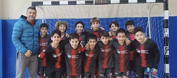 Ortaokul Erkek Futsal Takımımız SARIYER 3'üncüsü oldu.